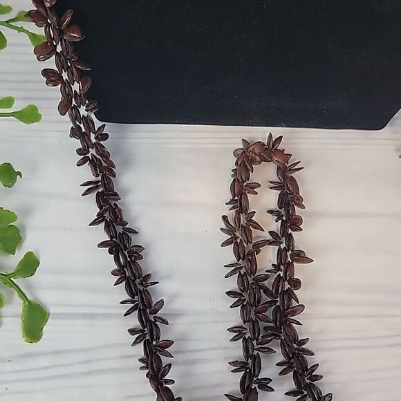 Vintage Hawaiian Koa Appleseed necklace 45" length - Picture 5 of 7